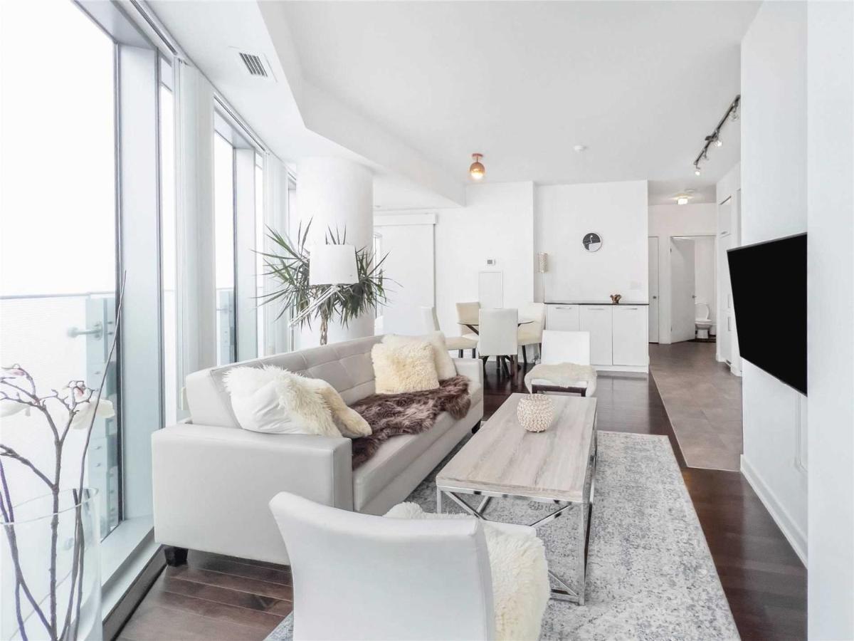 Luxury Condo In The Heart Of Toronto - Next To Scotiabank Arena Kültér fotó